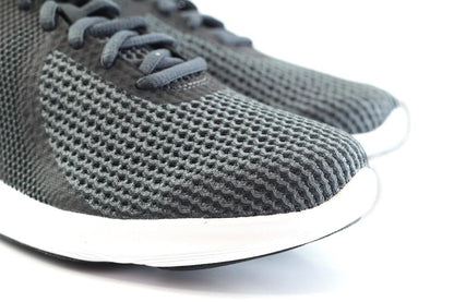 Мъжки маратонки Nike Revolution 4