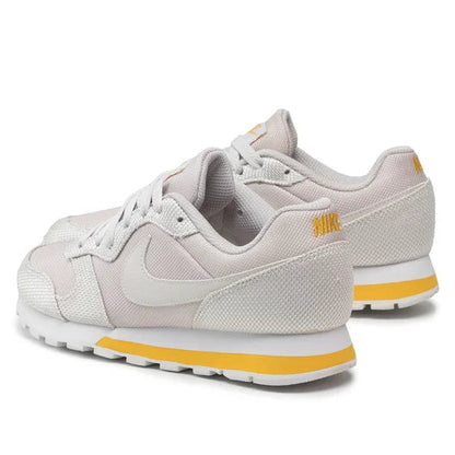 Дамски маратонки Nike MD Runner 2 SE