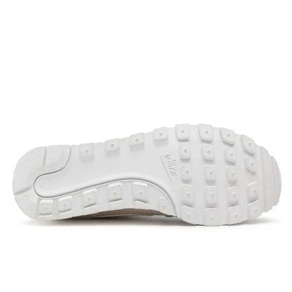 Дамски маратонки Nike MD Runner 2 SE